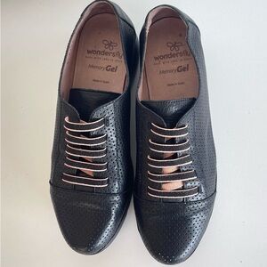 WondersFly made with love in Spain, New,Memory Gel, Black leather shoes, Size 8